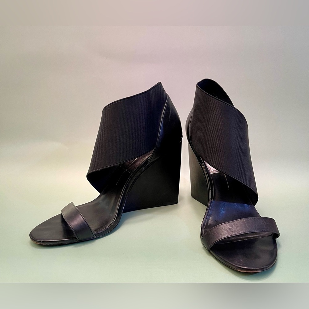Dolce Vita Black Wedge Sandals